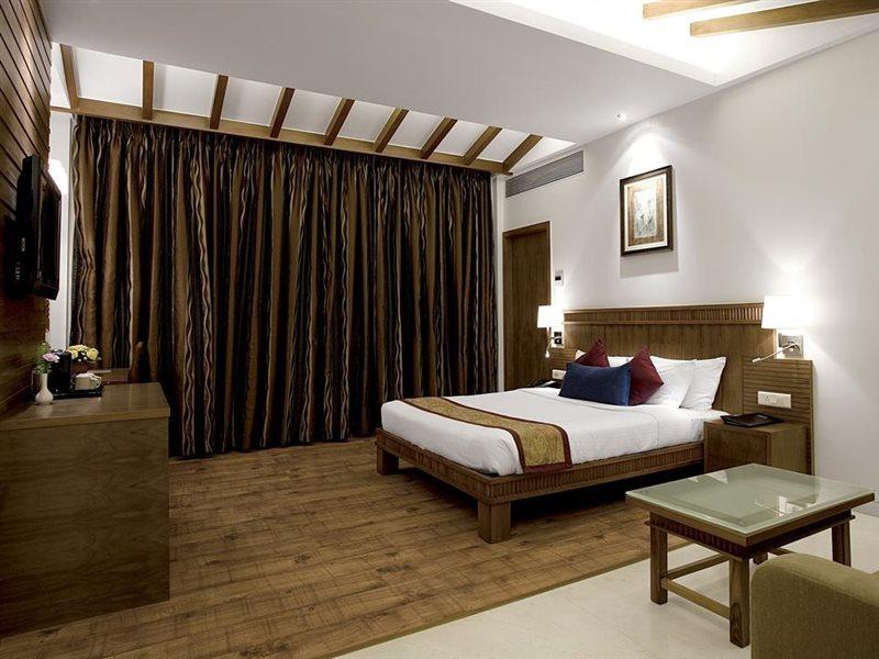 Hotel Jewel Of Chembur Mumbai Exterior photo