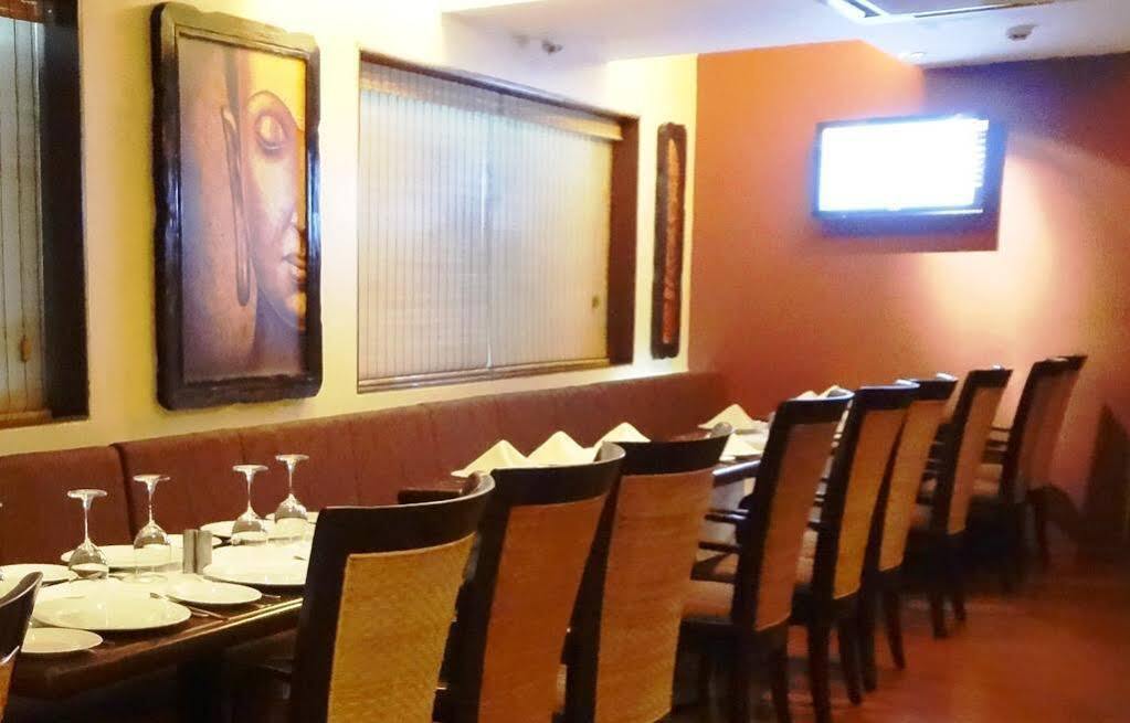 Hotel Jewel Of Chembur Mumbai Exterior photo